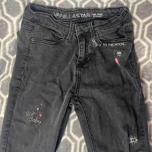 Vanilla Star embroidered black mid rise skinny jeans, size 5